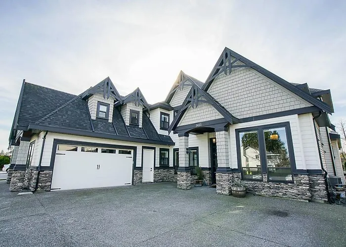 Your Beautiful Spacious Vacation Home