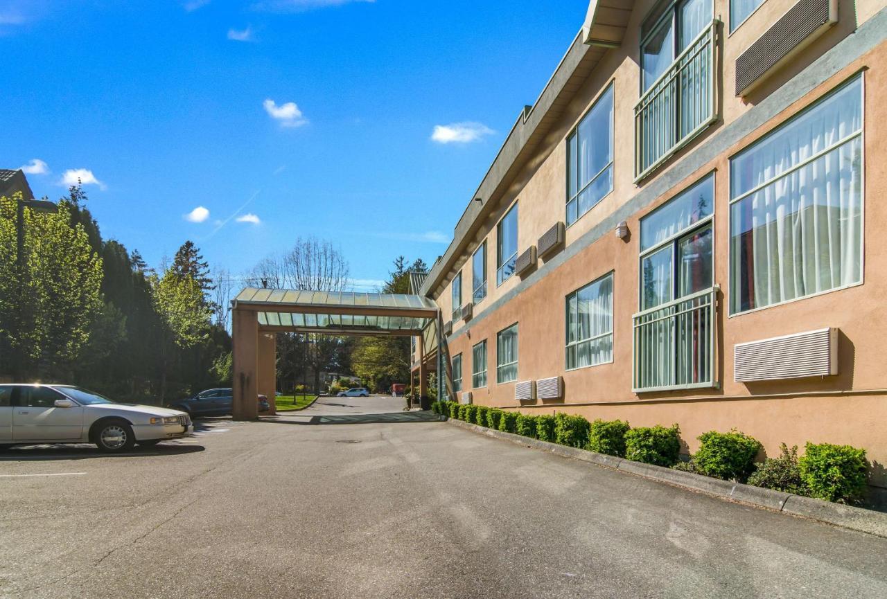 Hotel 6 Surrey, Bc