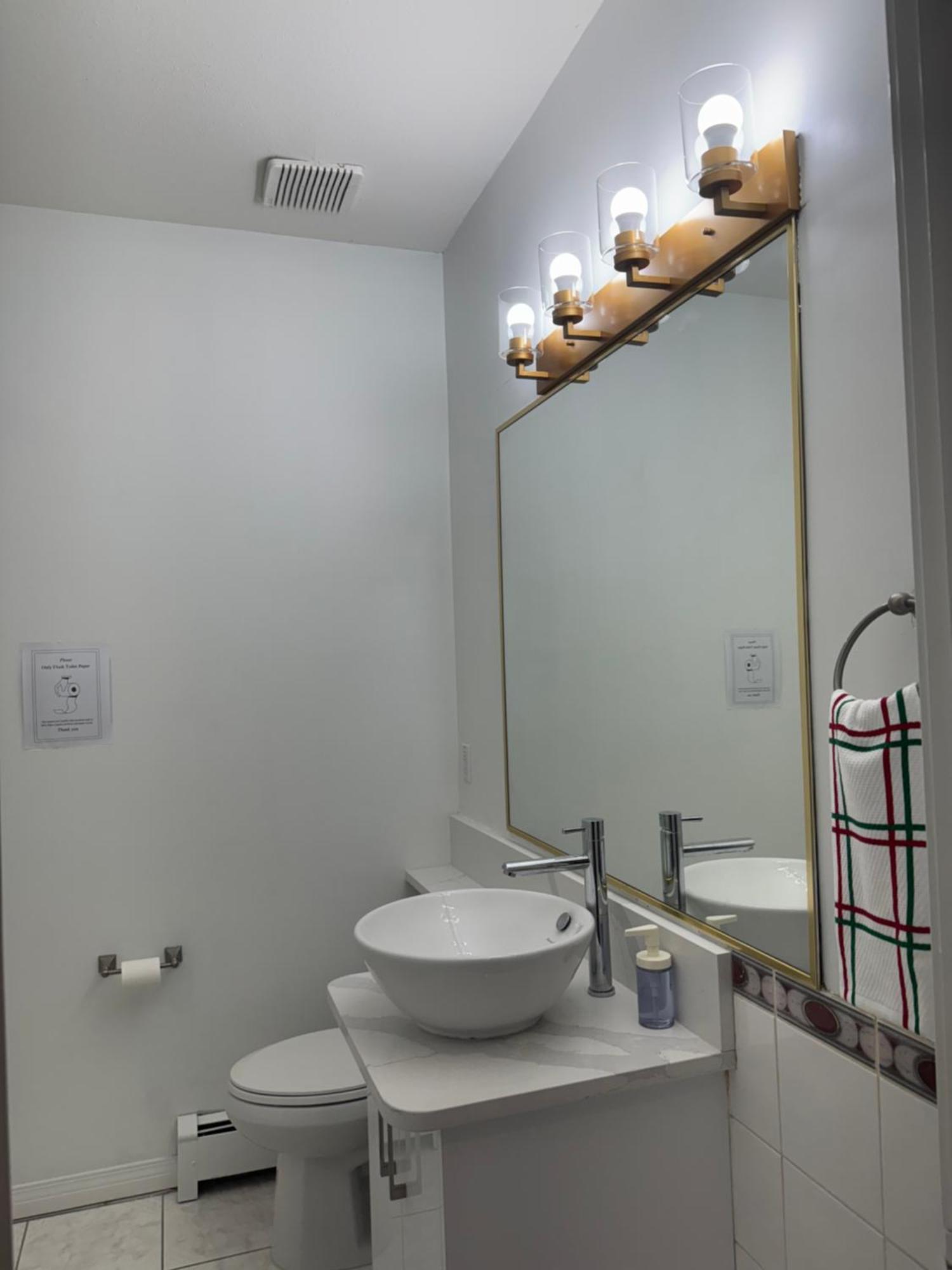 Spacious Getaway In * Surrey