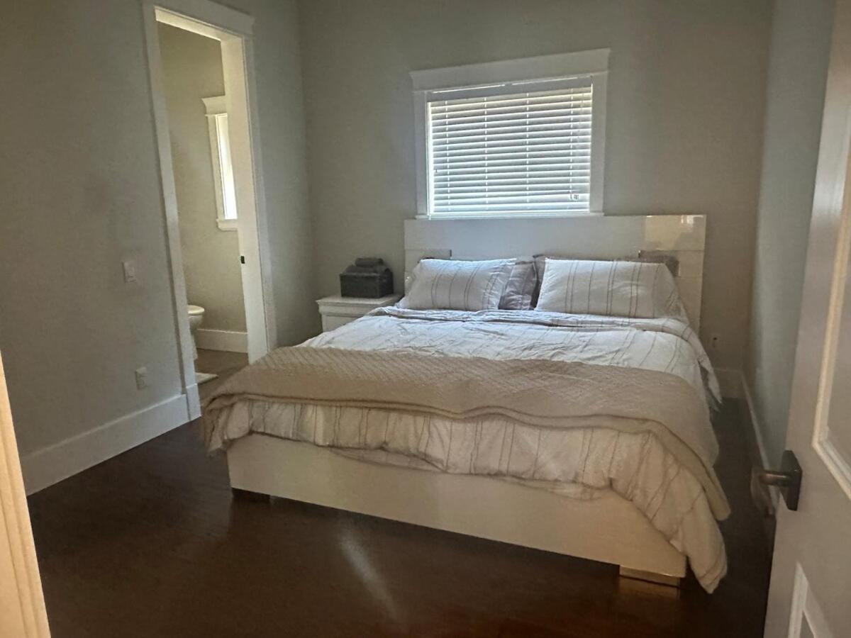 Villa Your Beautiful Spacious Vacation