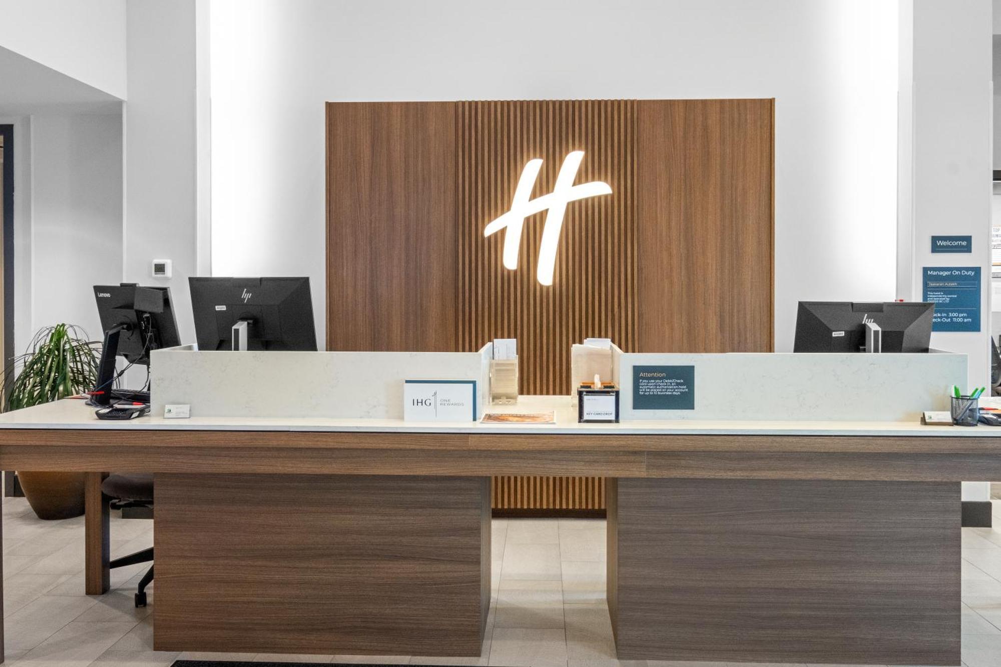 Hotel & East - Cloverdale By Ihg 3*