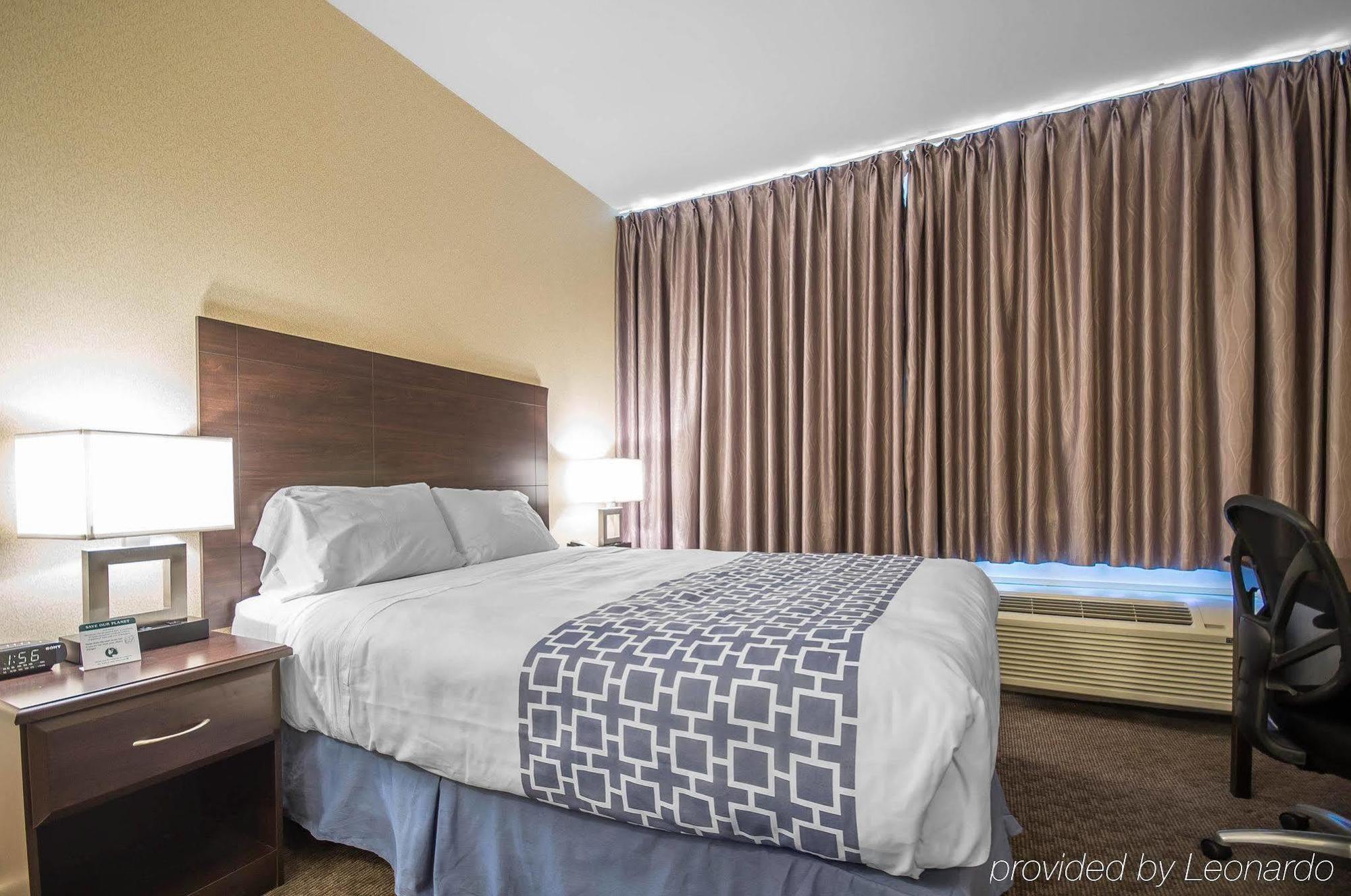 Hotel 6 Surrey, Bc Surrey