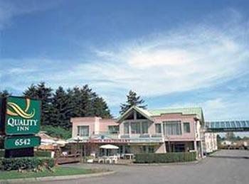 6 Surrey, Bc Hotel Surrey