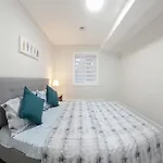 Modern Suite Fully Equipped And Place To Enjoy