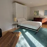 A Garden Oasis - 3-Bed Private Home Off Hwy 1