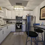 Modern & Luxurious Suites In Surrey