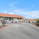 Manor Landscape Home In Surrey