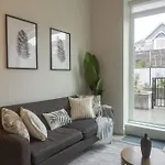 Modern Ground Level 3 Bed 2 Bath Condo With Free Parking