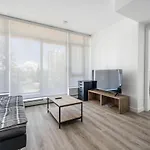 Modern And Stylish Condo Retreat In Vibrant Surrey