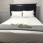 Cozy One Bedroom Suite