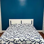 Ground Lvl Entire Guest Suite W/ Private Entrance
