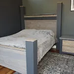 Metropolitan Dream Stay With Pool And Hot Tub