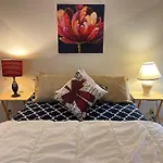 Beautiful & Cozy Room In Great Location