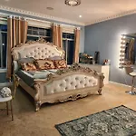 Empress Palace Hotel