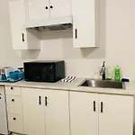 Large Apartment In Surrey Bolivar Heights