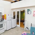 Separate Access Suite , Separate Kitchen, Bathroom