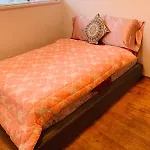 Cosy Romantic Stay In Surrey- Walking Distance From Guildford Town Centre