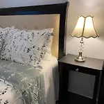 4 Beds Cozy Retreat