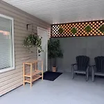 Bella House Basement Suite In Surrey