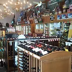Compass Point Inn - Surrey