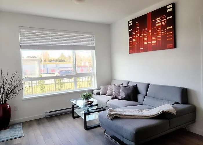 Private Room And Washroom In Surrey