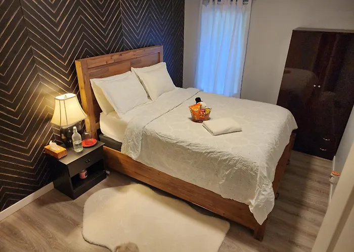 Blissful Room With Ac