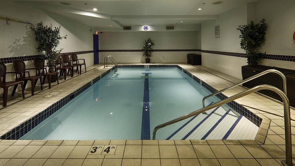 Hotel Western Peace Arch 3*