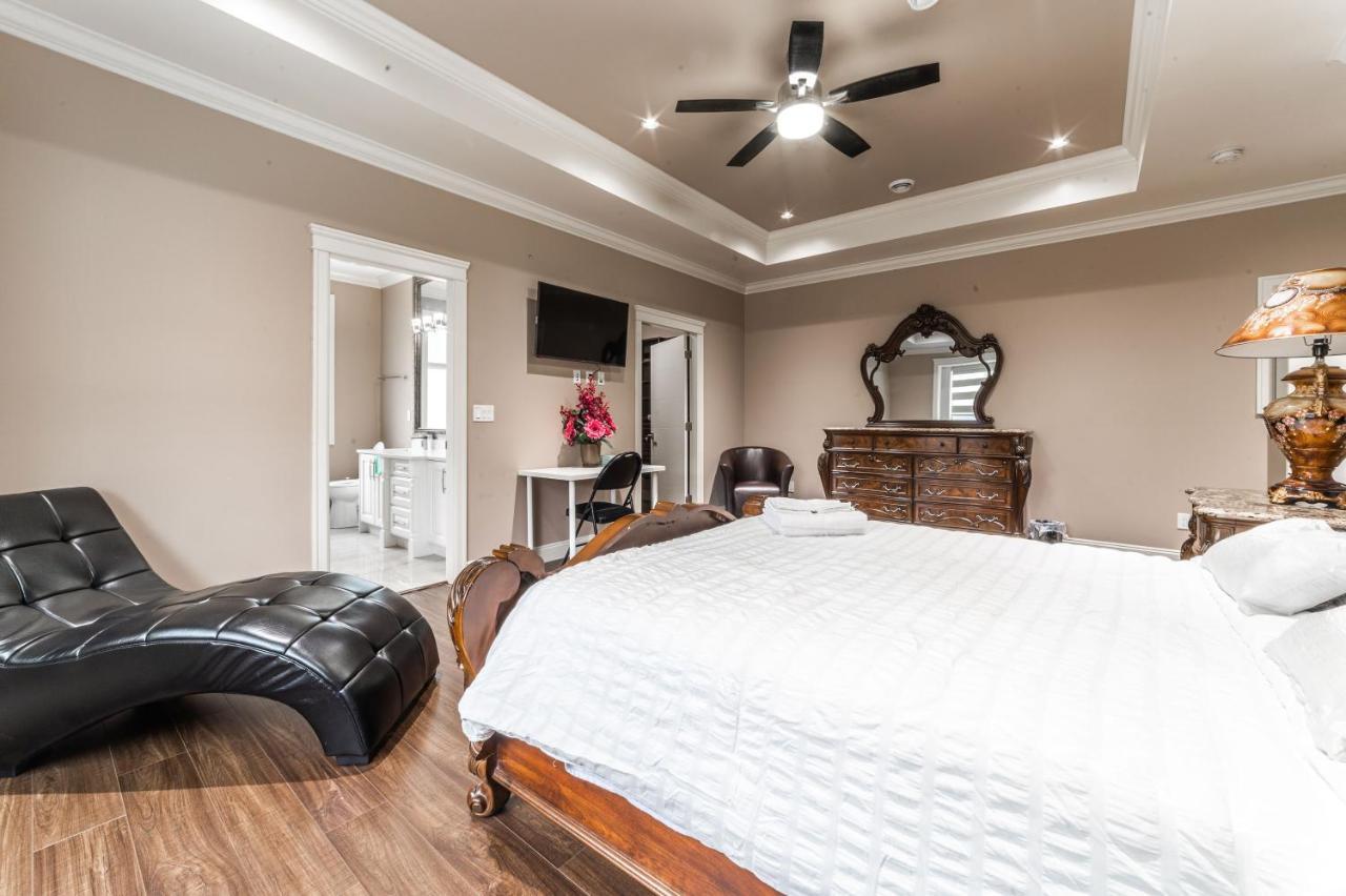 Michael's Homestay Surrey
