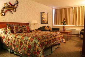 Compass Point - 3* Surrey