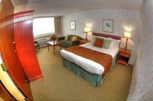Hotel Compass Point -