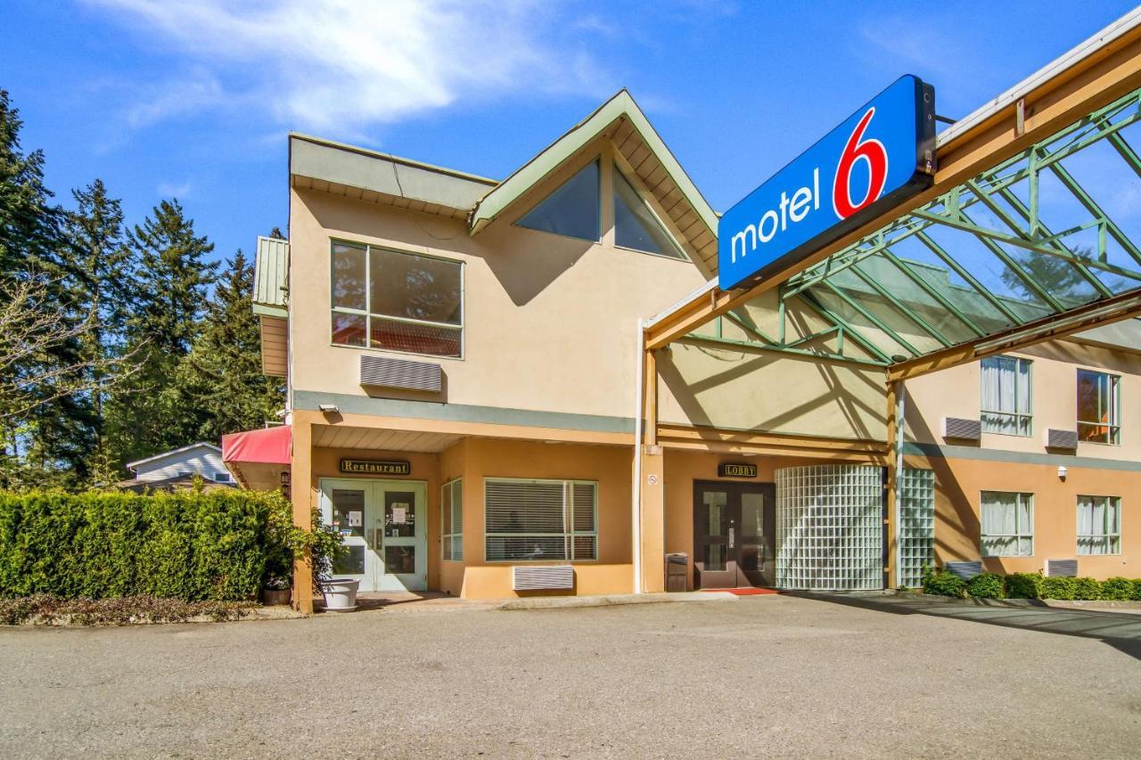Hotel 6 Surrey, Bc