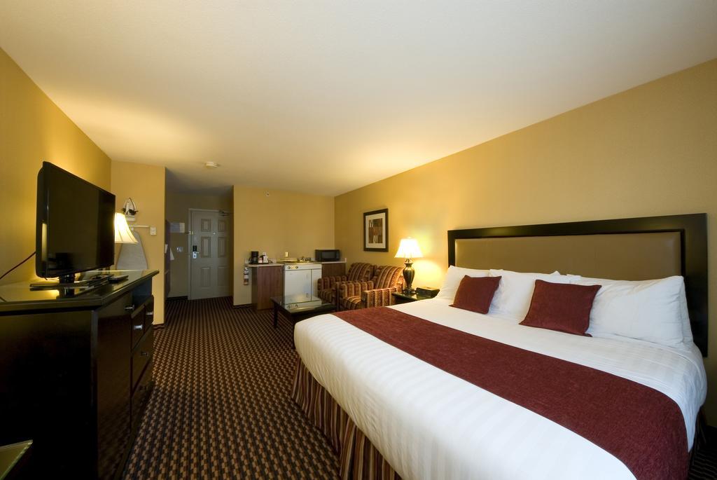 Hotel Ramada By Wyndham Surrey/langley