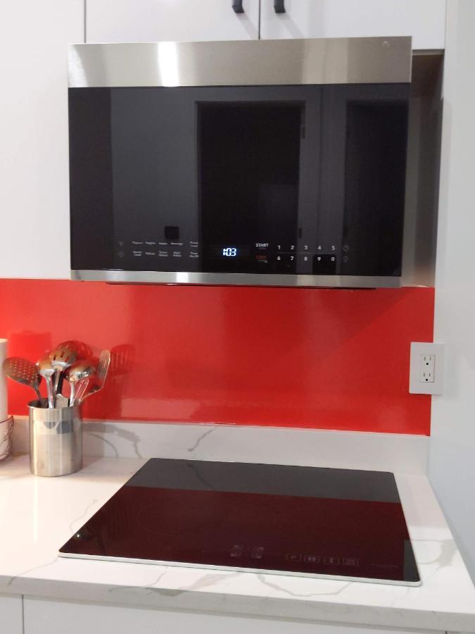 Apartment Modern & Luxurious In Surrey