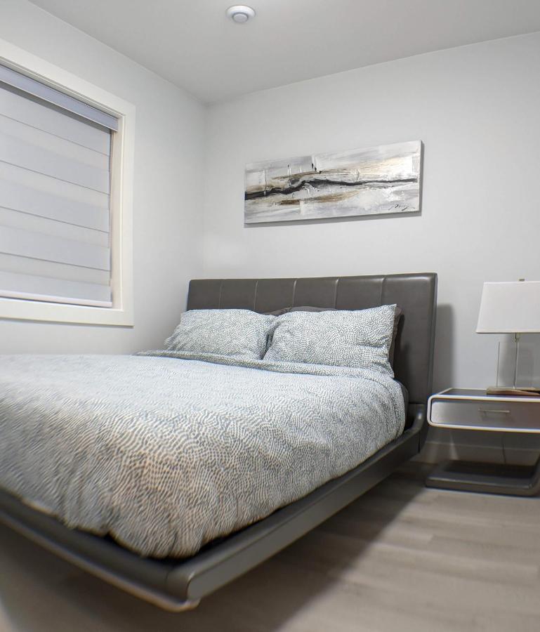 Apartment Modern & Luxurious In Surrey