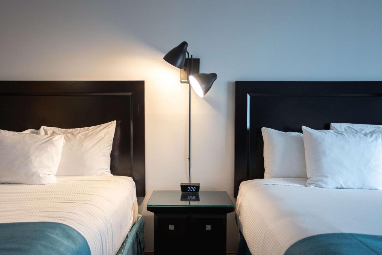Ramada By Wyndham Surrey/langley Surrey