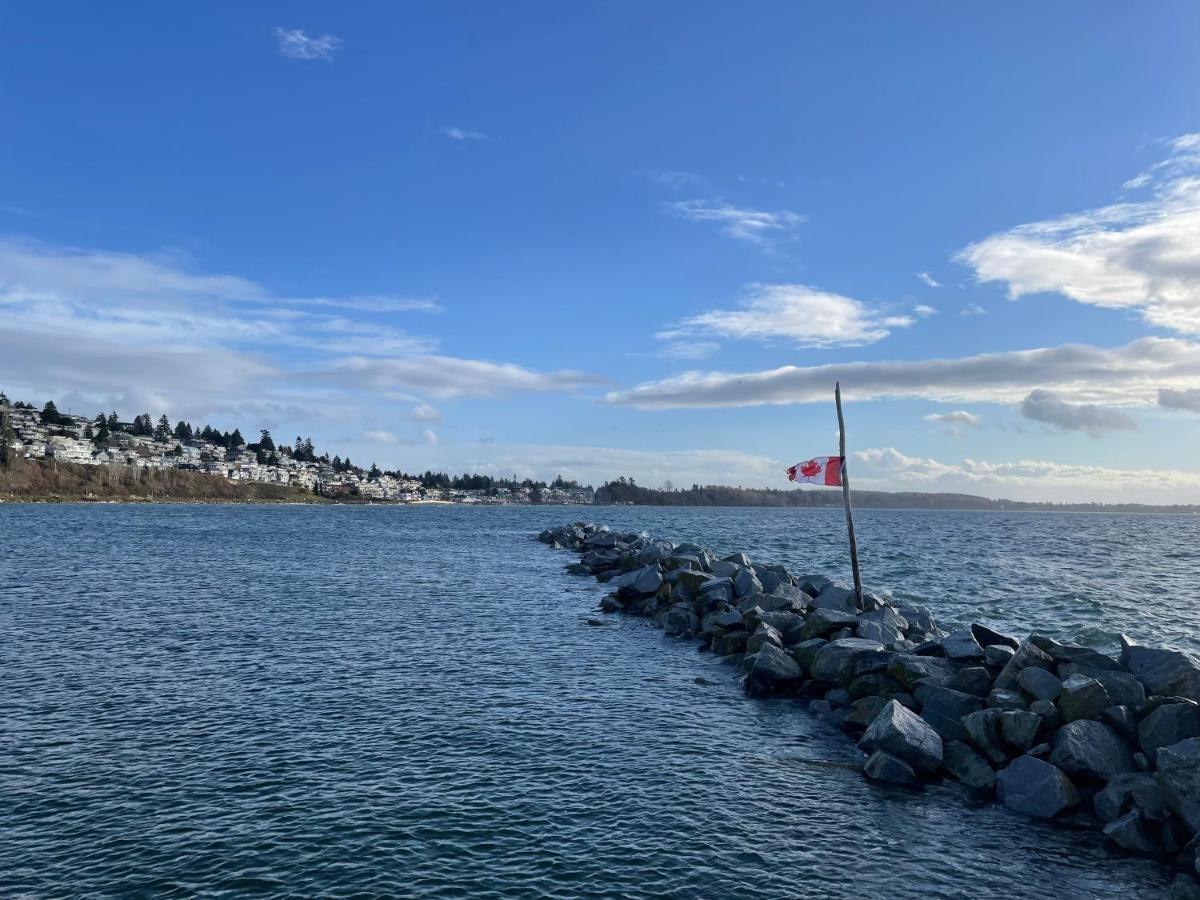 Villa Lux White Rock Pool House Beachfront Like Surrey