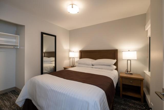 Motel George Point Surrey