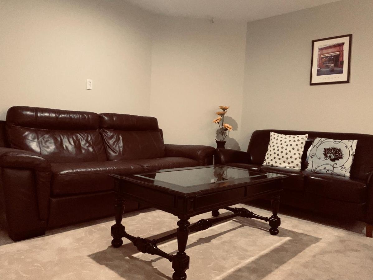 Homestay Elegant Vacation House Surrey