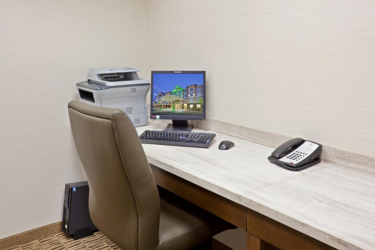 & East - Cloverdale By Ihg Hotel Surrey