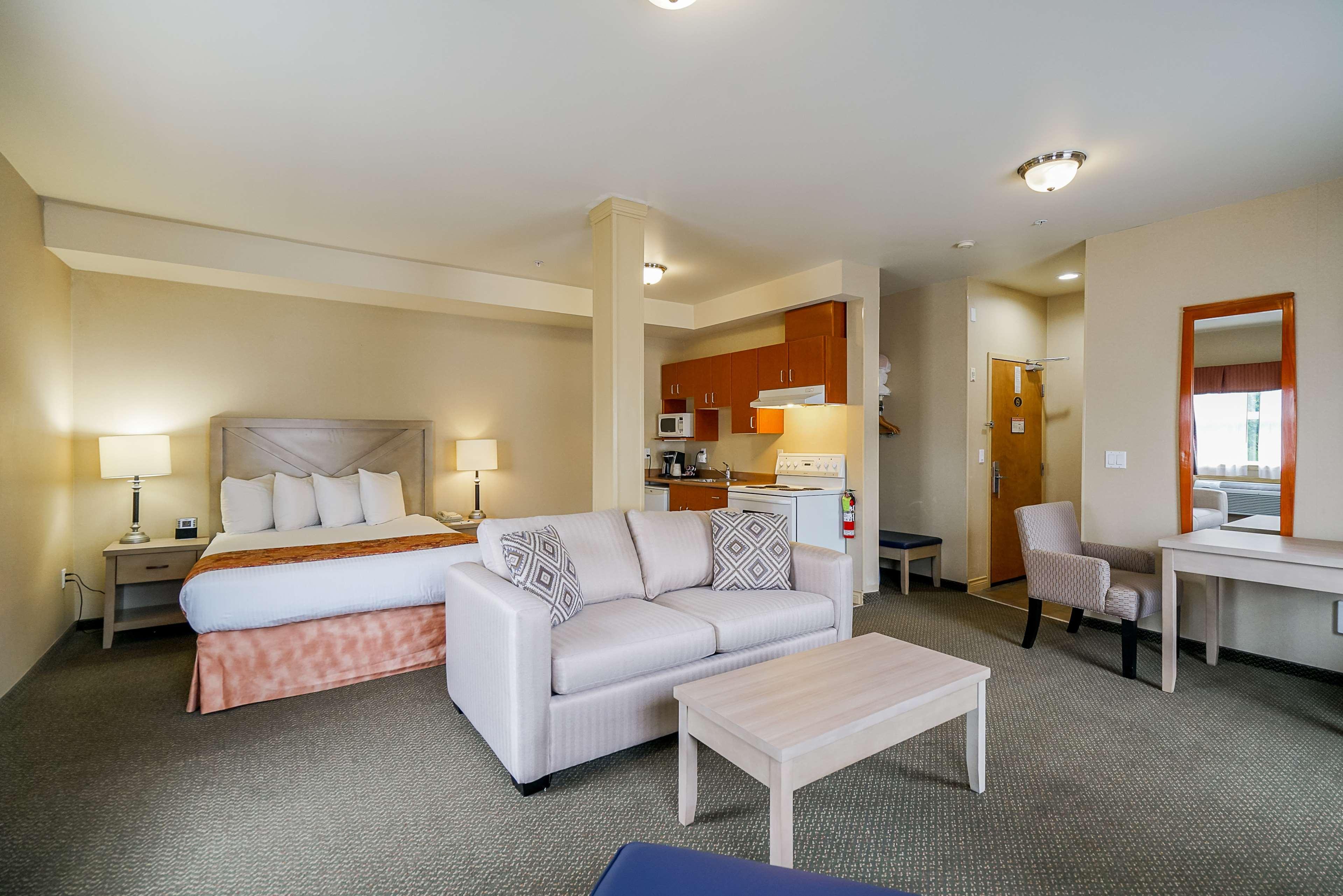 Hotel Western Peace Arch