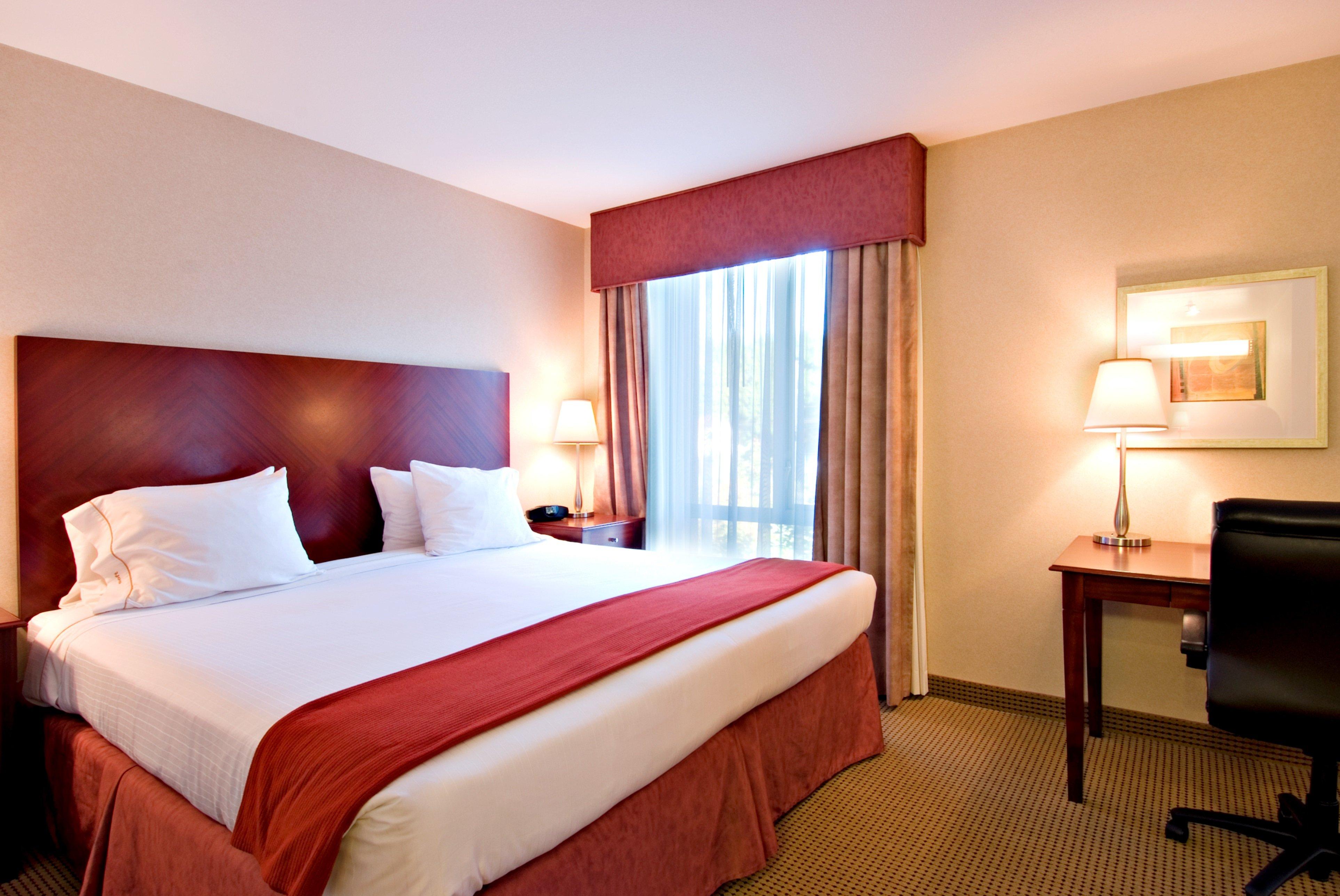 Express And By Ihg Hotel 2*