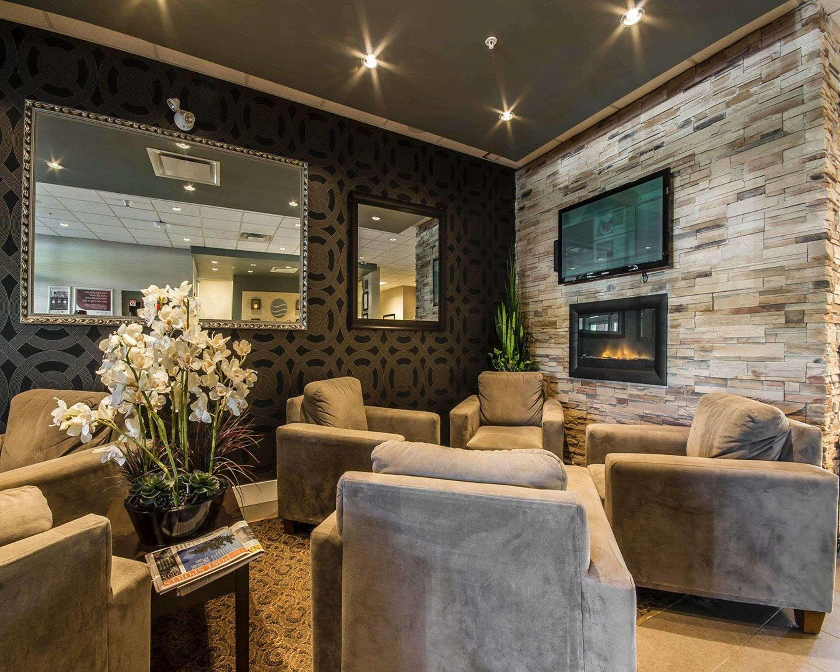 Hotel Comfort & Surrey