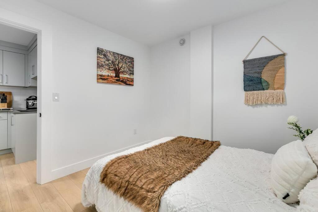 Apartment Guest In South Surrey