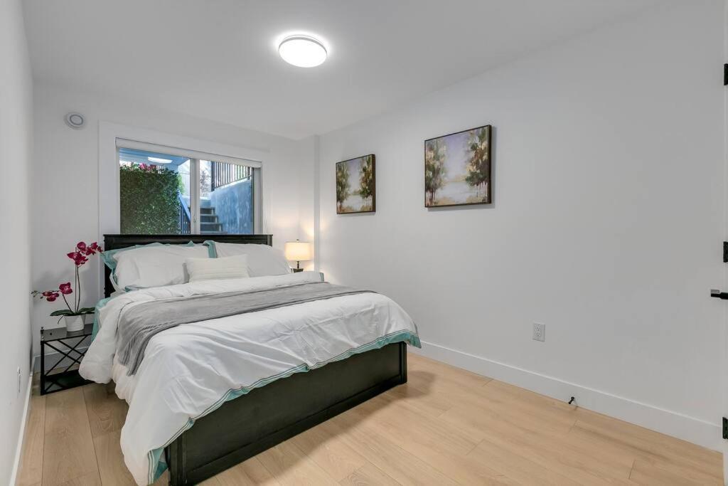 Apartment Guest In South Surrey