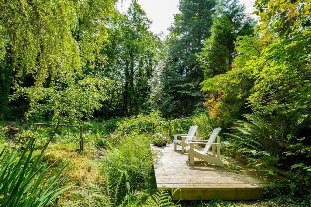 A Garden Oasis - 3-bed Private Off Hwy 1