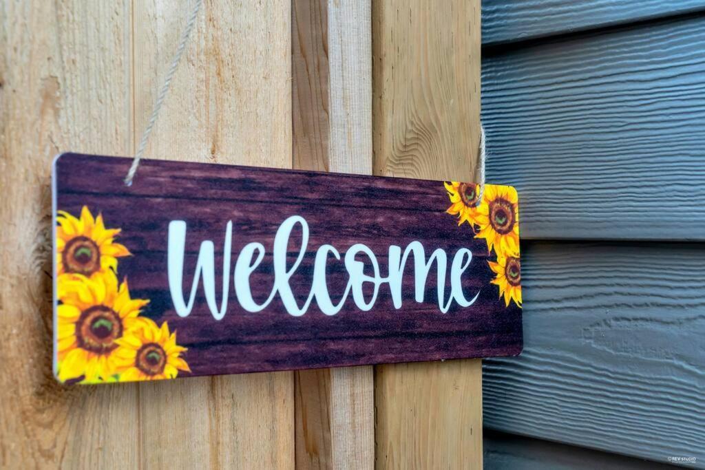 Apartment Brand New Ground Level, Close To Beach, Us Boarder Surrey