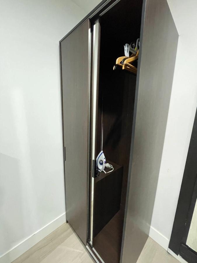 Modern & Luxurious In Apartment Surrey