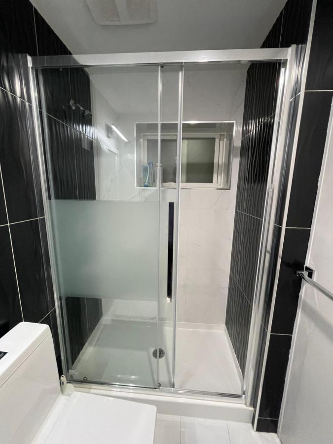 Modern & Luxurious In