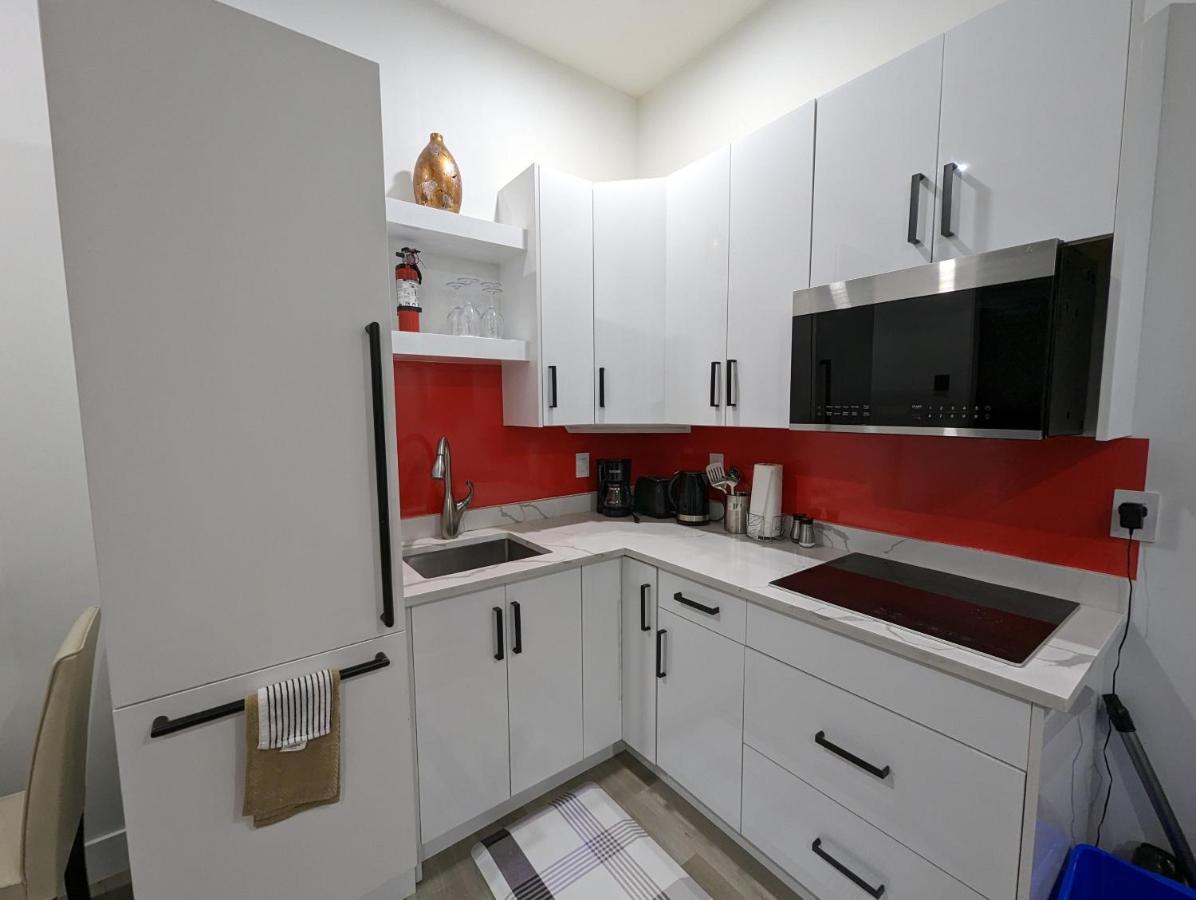 Modern & Luxurious In Apartment