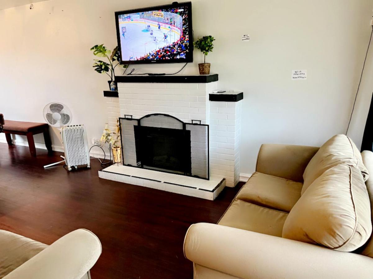 Vintage - 3 Bed House - North - Ping-pong And Pool Table - Tv Cable * Surrey
